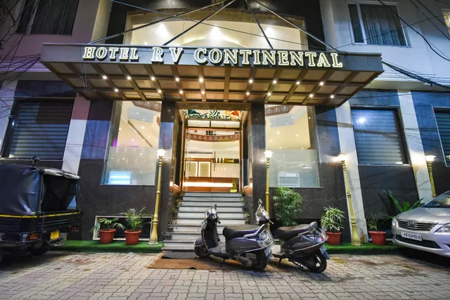 Hotel R V Continental