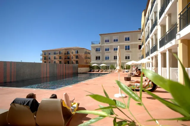 Residence De Tourisme Cote Green