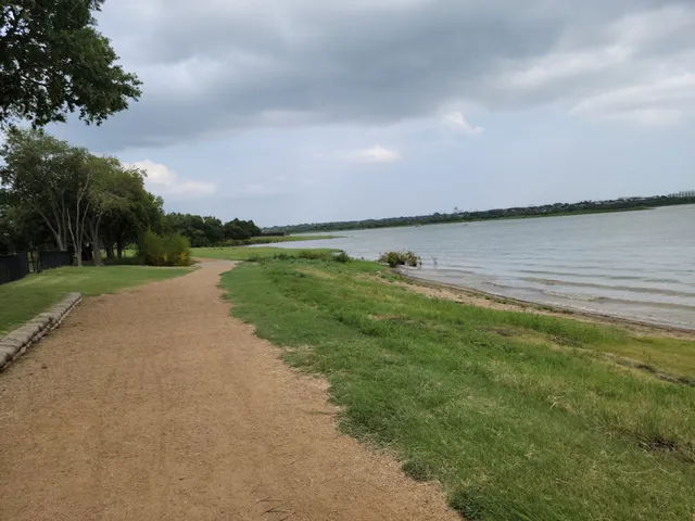 Stewart Creek Shoreline Trail Parking