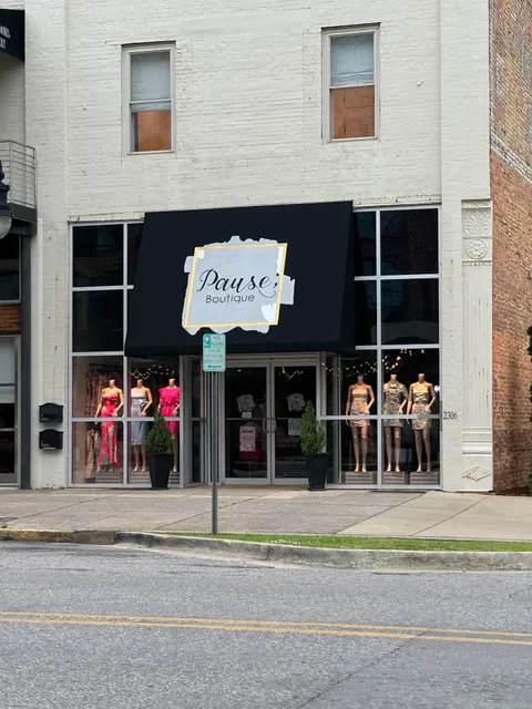 Pause Boutique