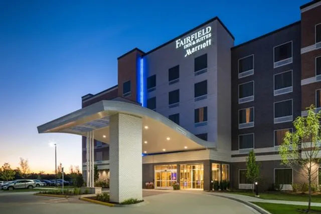 Fairfield by Marriott Inn & Suites Chicago Schaumburg