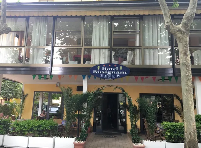 Hotel Busignani