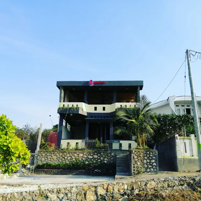 Hostel Bukit Sangcure