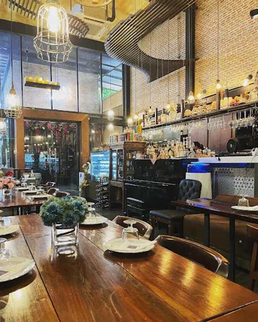 The Little Friday Café & Bistro