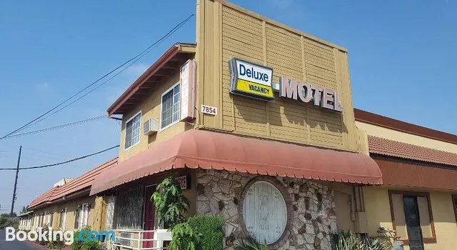 Deluxe Motel