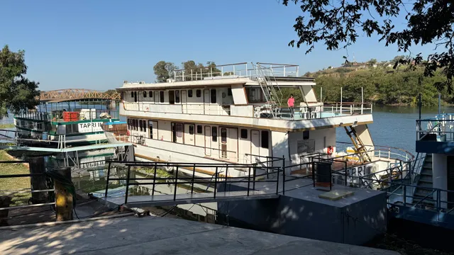 Hotel Flutuante Tapri