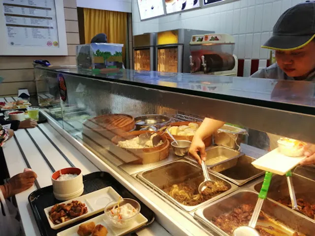 HokBen Metropolitan Mall