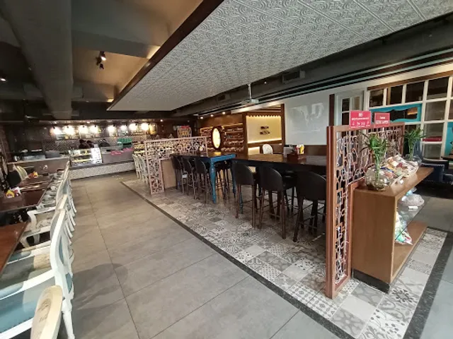 Kaffberry, THE FIFTH AVENUE