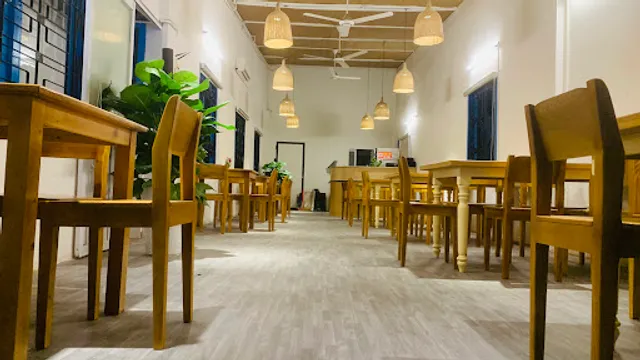 Mộc Mộc Restaurant-Steak & Spaghetti (Bò bít tết & mỳ ý)