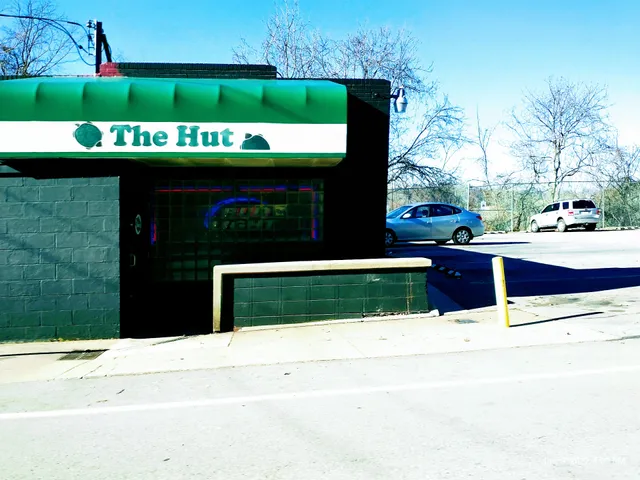 Michael's Pub (The Hut)