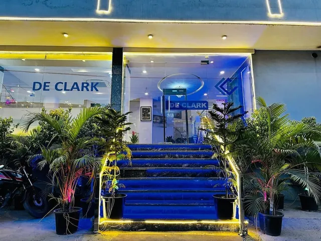 Hotel De Clark Residency Delhi Airport