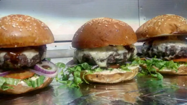 Toca da Onça Hamburgueria