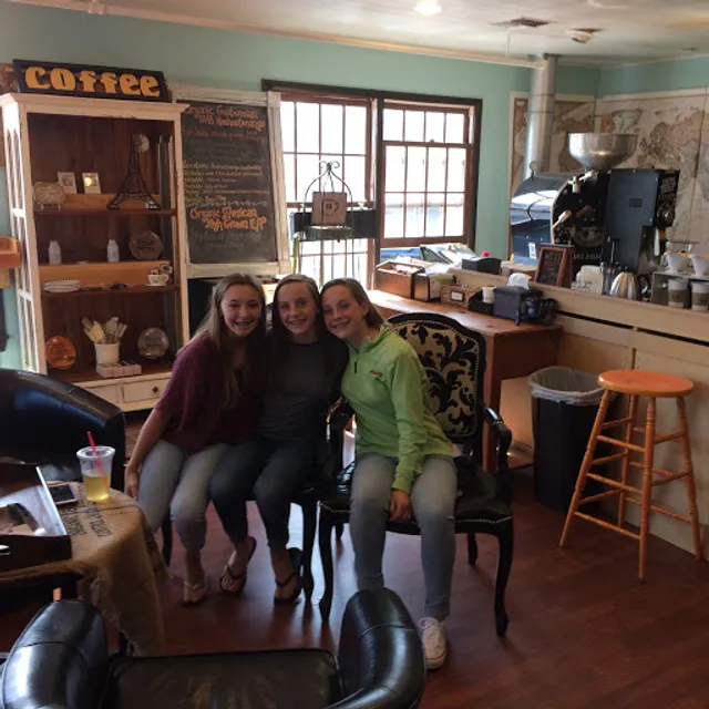 The Coffee Bouteaque