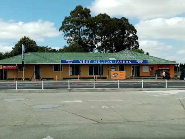 West Melton Tavern & Restaurant