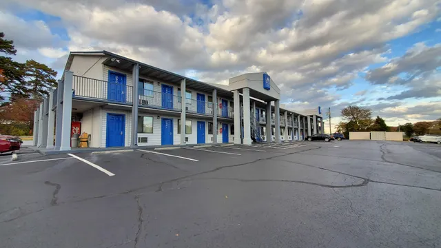 Smokies Motel Sevierville Kodak