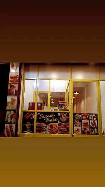 JR Street Eats