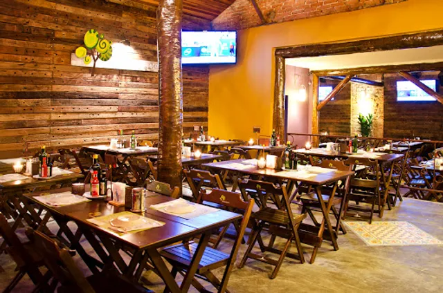 Quintal do Espeto - Unidade Pavão