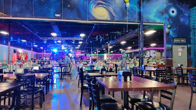 El Galaxy Sports Bar & Grill Restaurant
