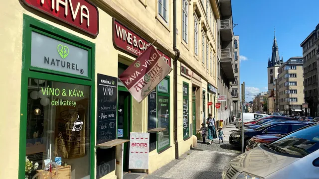 NATUREL - wine & coffee