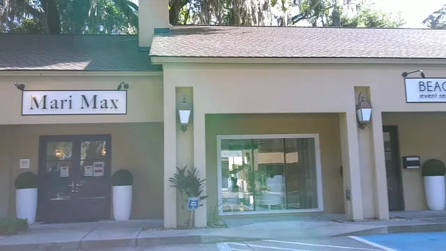 Hanover Square Shopping Center