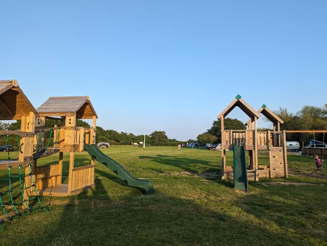 Between Rivers Camping