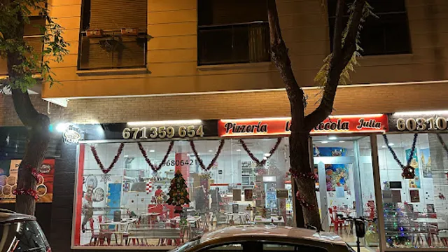 Pizzería La Piccola Julia
