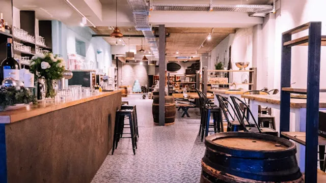 Wein Ahrens - Restaurant in Ahrensburg