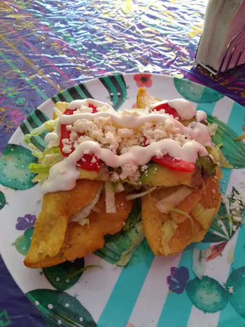 Tortas y antojitos México Lindo
