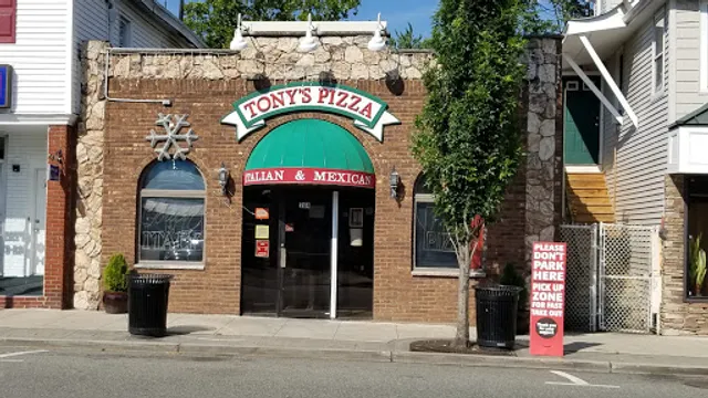 Tony's Pizza