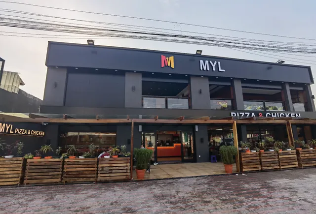 MYL PIZZA&CHICKEN