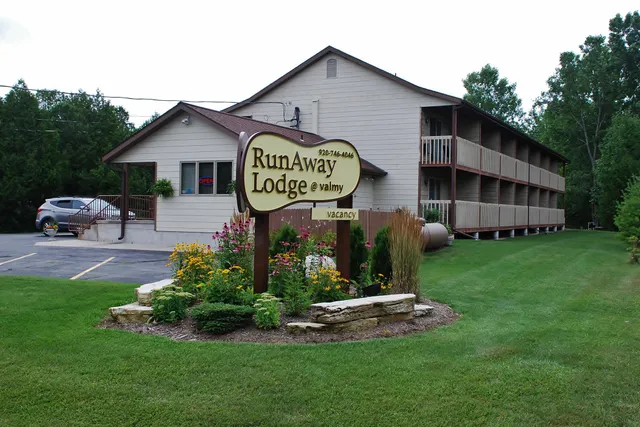 RunAway Lodge @ Valmy