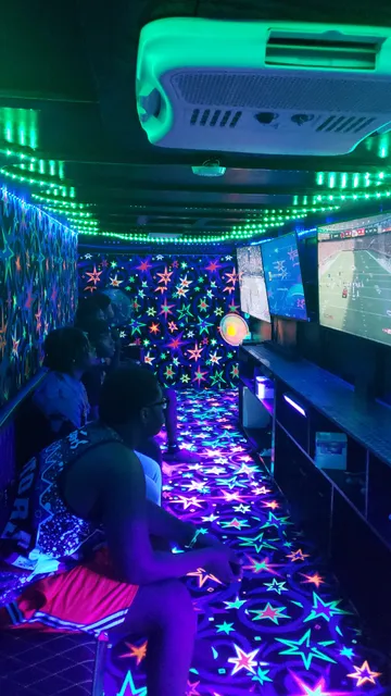 4Ever Young Mobile Gaming