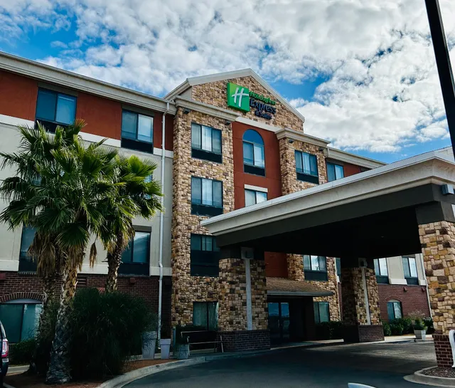 Holiday Inn Express & Suites El Paso I-10 East by IHG