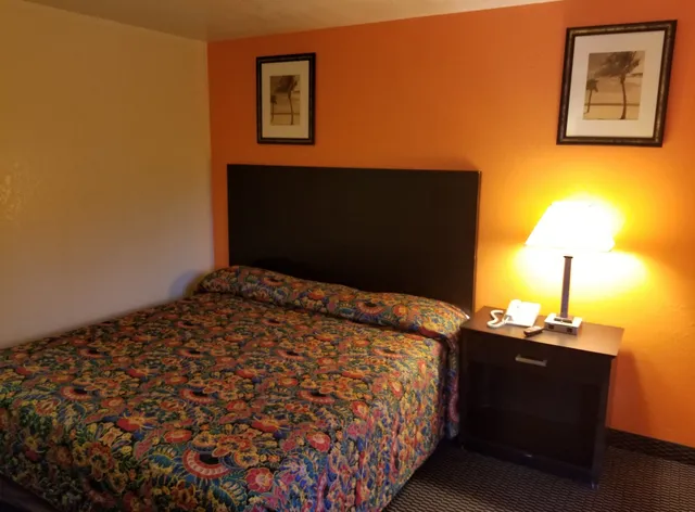 America’s Best Inns & Suites