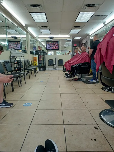 Yanior's Barber Shop