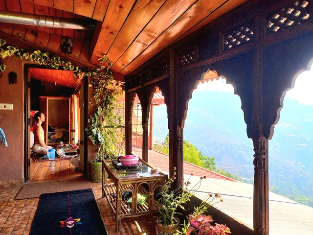 La Pinekonez kussowlie" "CHALET "