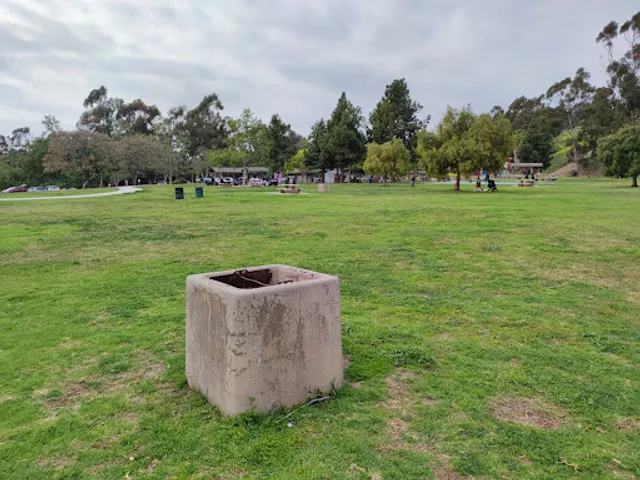 Kenneth Hahn Park - Picnic Area