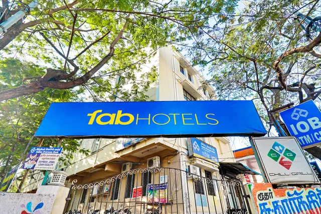 FabHotel Colors Service Apartment - Hotel in Mylapore, Chennai