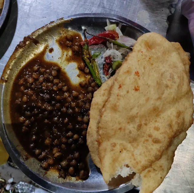 Chole Bhature (Vishal Chowhan)