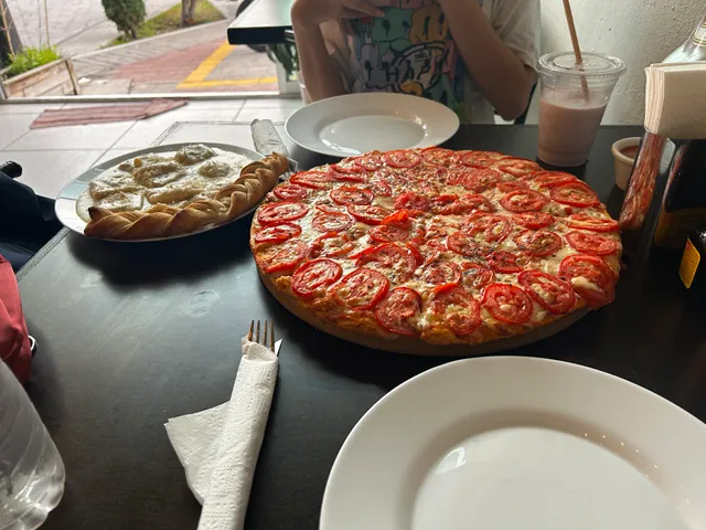 Pizzería Zumbale Caliente