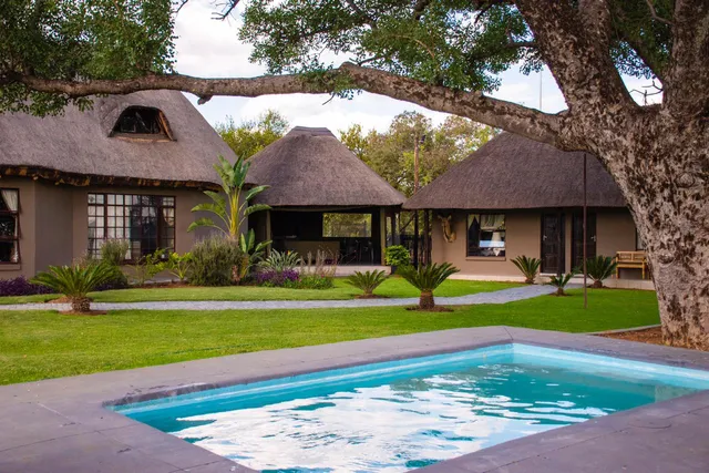 Sasavona Game Lodge