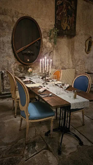 Le 1774 - Les Jambons de Marinette