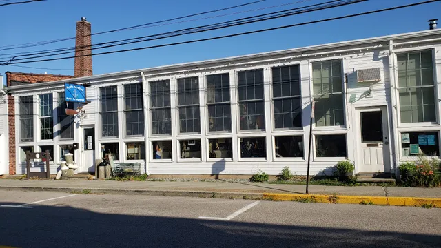 Mystic Nautical Marine Consignment