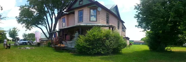 The Hummingbird's Nest