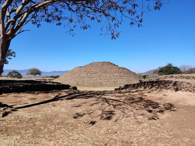 Centro Interpretativo Guachimontones Phil Weigand / Sitio arqueológico Guachimontones