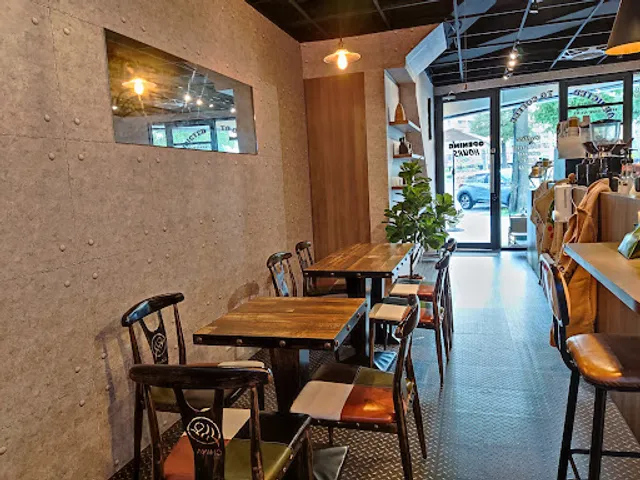 野果 Wild Fruit (精品咖啡，精品茶葉手搖飲，甜點專賣，伴手禮批發)