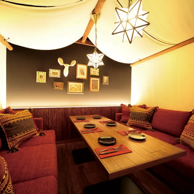 グランピング個室居酒屋 お肉とチーズの美味しい関係 NINE（ナイン）岐阜駅店