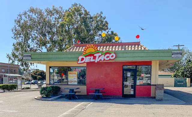 Del Taco