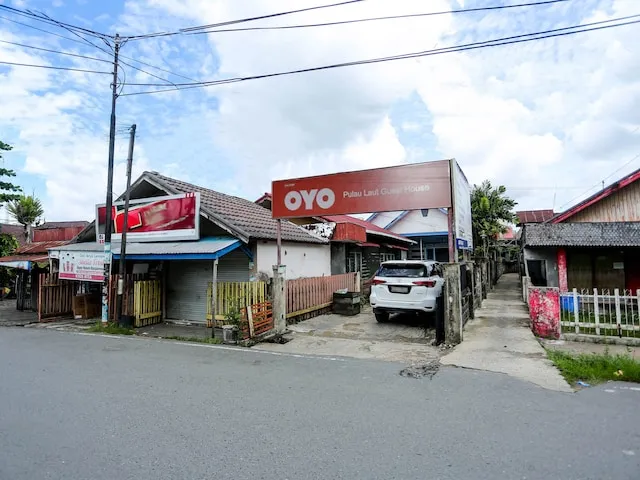 OYO 2197 Pulau Laut Guest House