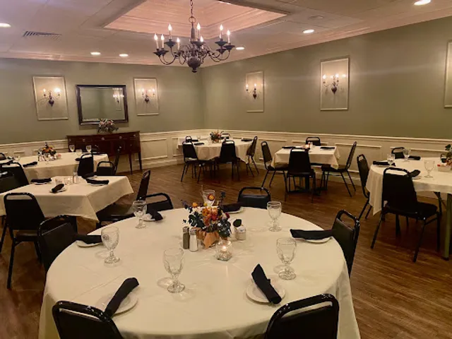 J W Halls Steak & Seafood Inn